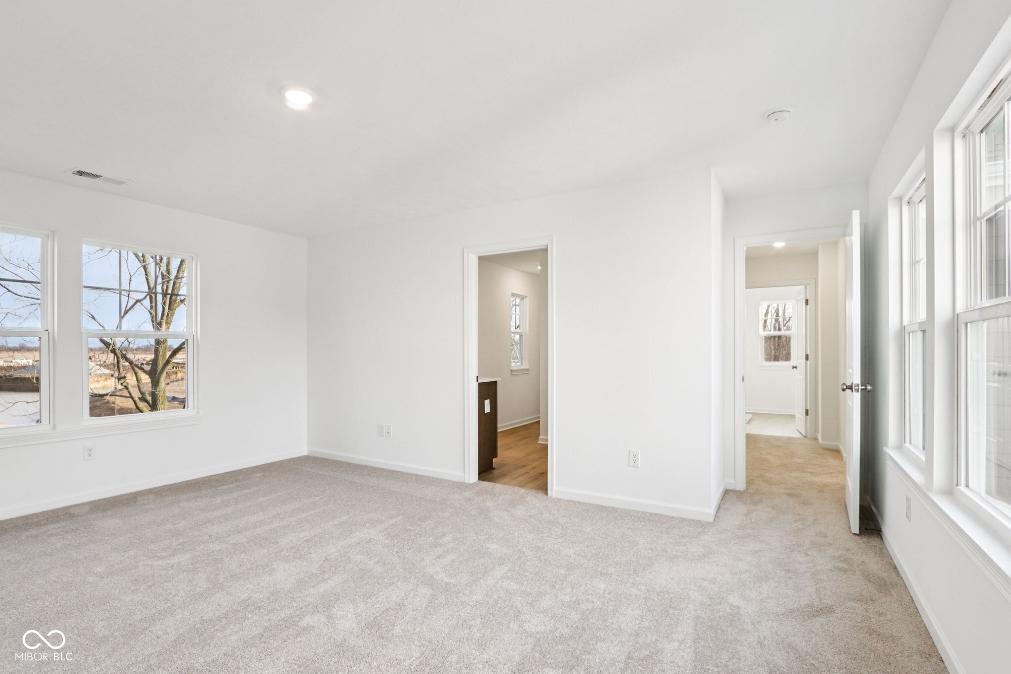 16054 Meadow Frost Court Fishers, IN 46037 - Photo 12 of 31