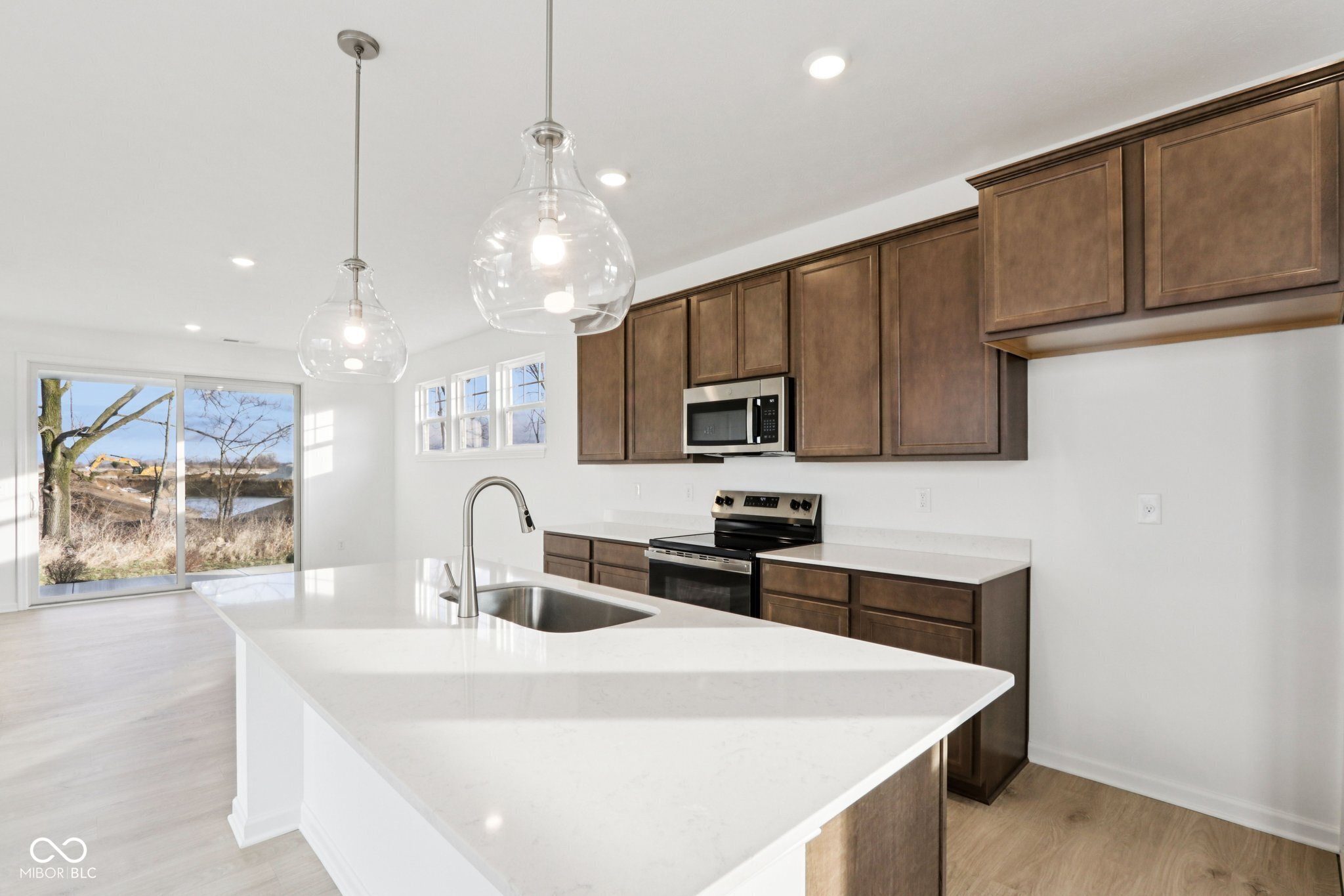 16054 Meadow Frost Court Fishers, IN 46037 - Photo 10 of 31