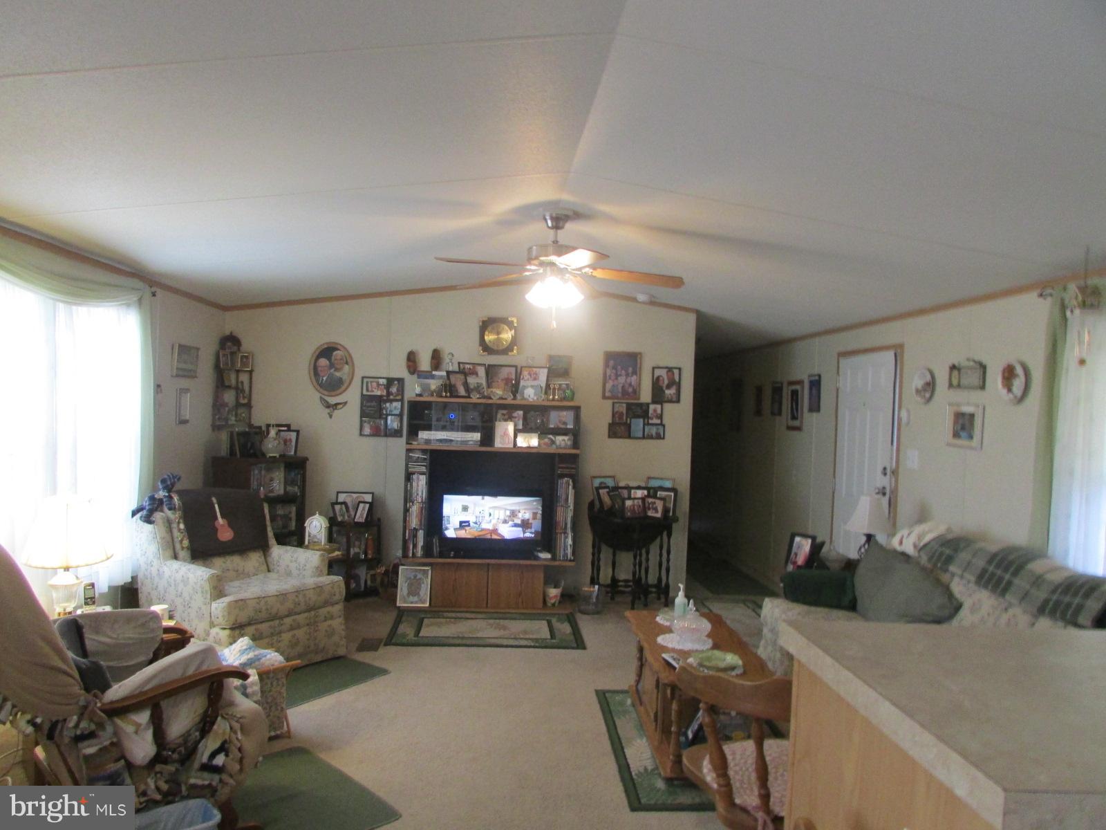 8 Elizabeth Lane Crumpton, MD 21628 - Photo 4 of 6 Living Room