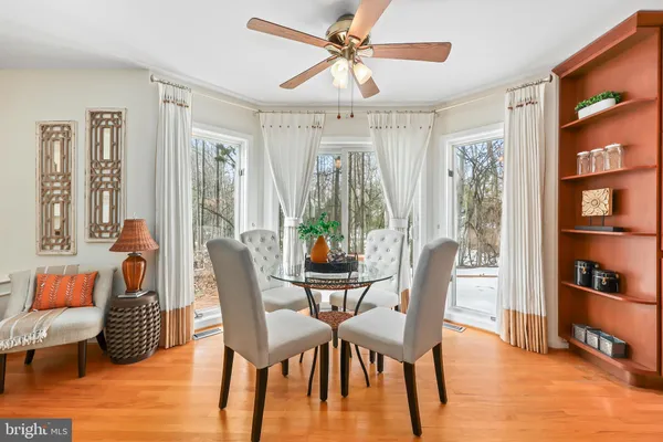 $1,075,000 | 11573 Hemingway Drive, Reston, VA 20194