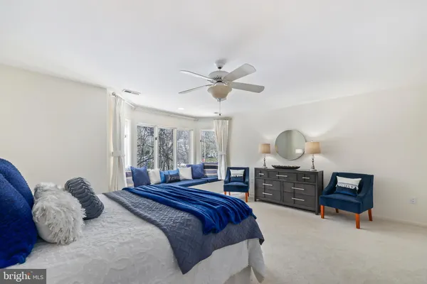 $1,075,000 | 11573 Hemingway Drive, Reston, VA 20194