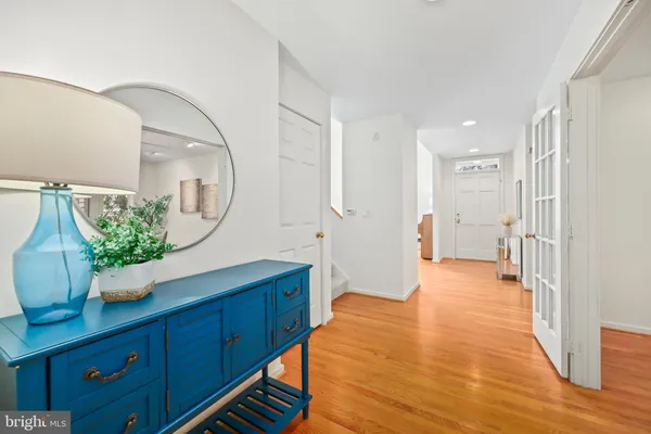 $1,075,000 | 11573 Hemingway Drive, Reston, VA 20194