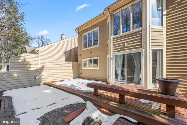 $1,075,000 | 11573 Hemingway Drive, Reston, VA 20194