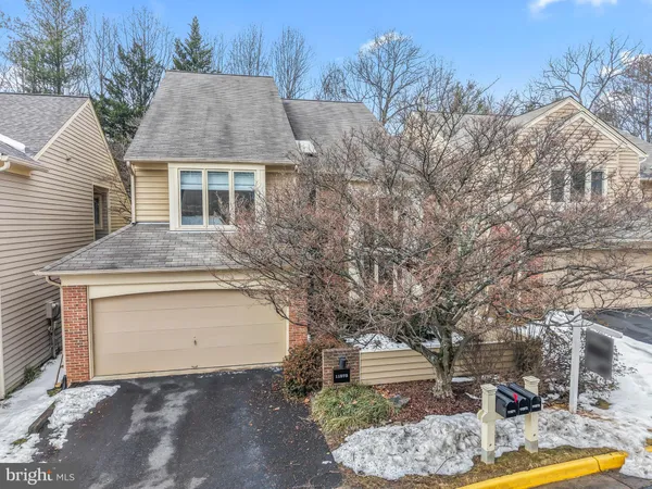 $1,075,000 | 11573 Hemingway Drive, Reston, VA 20194