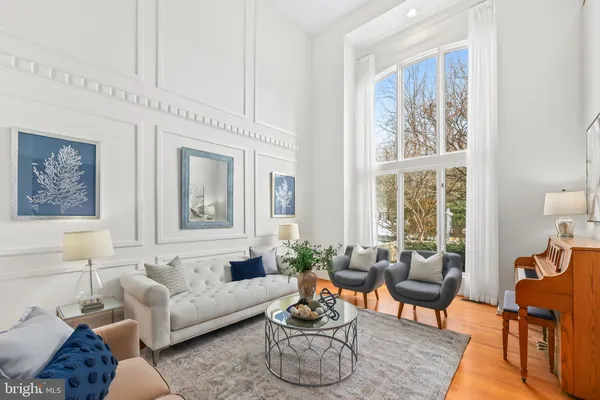 $1,075,000 | 11573 Hemingway Drive, Reston, VA 20194