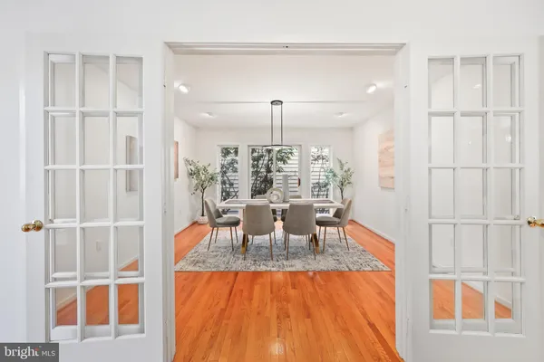 $1,075,000 | 11573 Hemingway Drive, Reston, VA 20194