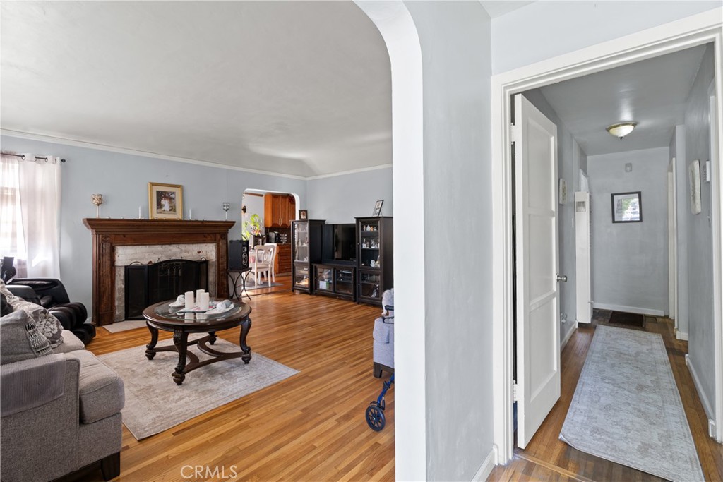 13210 Lambert Road Whittier, CA 90602 - Photo 8 of 42