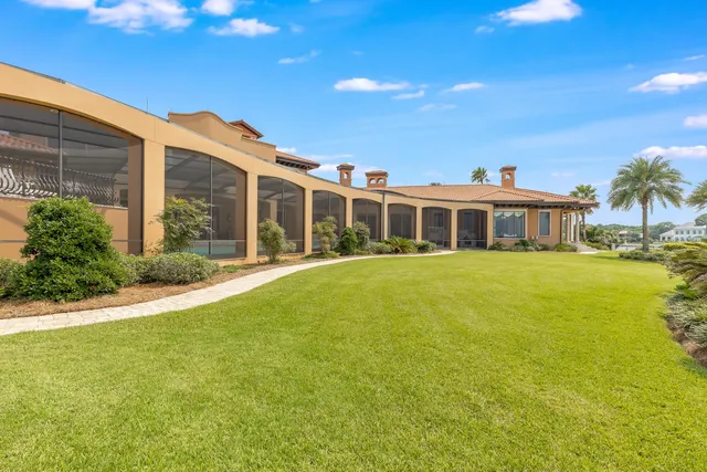 $15,000,000 | 4300 Breakwater Drive, Destin, FL 32541