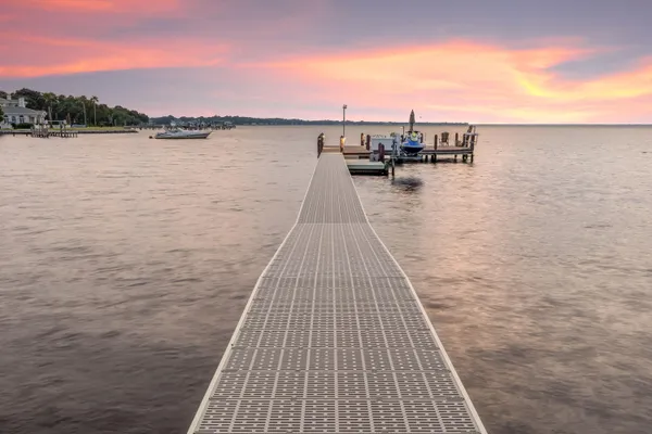 $15,000,000 | 4300 Breakwater Drive, Destin, FL 32541