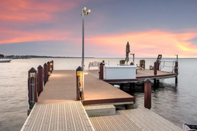 $15,000,000 | 4300 Breakwater Drive, Destin, FL 32541