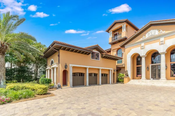 $15,000,000 | 4300 Breakwater Drive, Destin, FL 32541