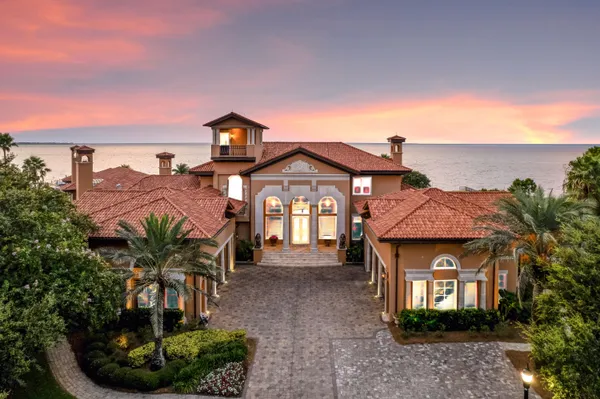 $15,000,000 | 4300 Breakwater Drive, Destin, FL 32541