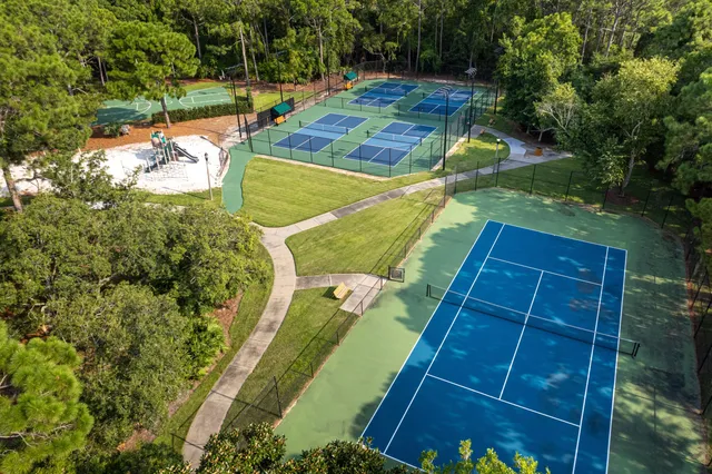 $15,000,000 | 4300 Breakwater Drive, Destin, FL 32541