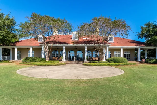 $15,000,000 | 4300 Breakwater Drive, Destin, FL 32541