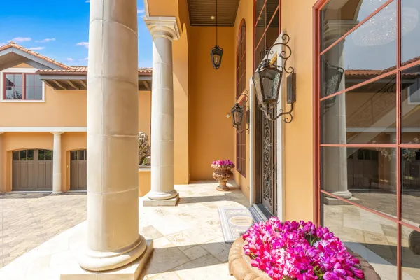 $15,000,000 | 4300 Breakwater Drive, Destin, FL 32541