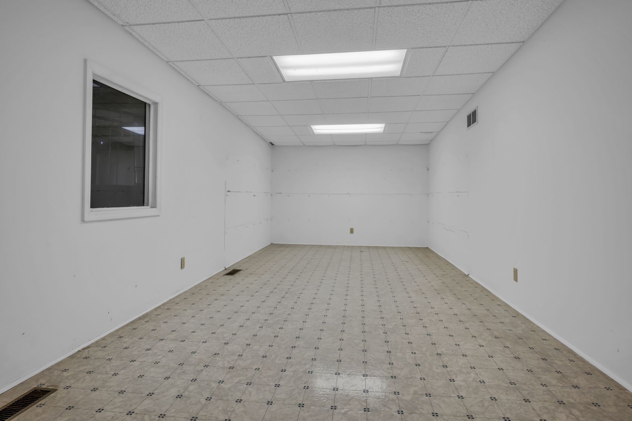 2340 Ridge Road McEwen, TN 37101 - Photo 70 of 72 a view of empty room