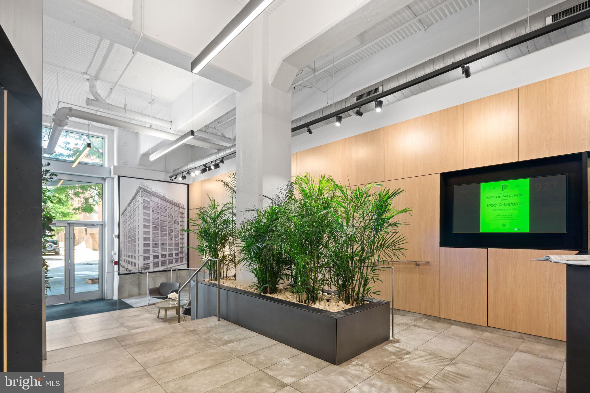 2200-28 Arch Street, Unit 409 Philadelphia, PA 19103 - Photo 19 of 25 a view of a entryway door of the building