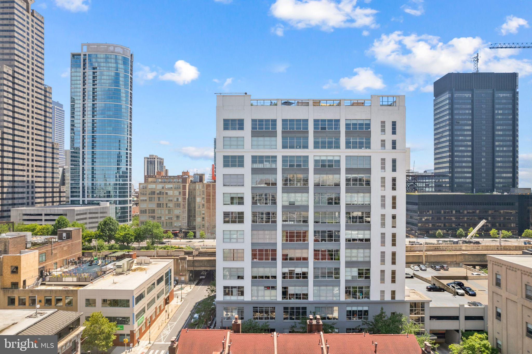2200-28 Arch Street, Unit 409 Philadelphia, PA 19103 - Photo 23 of 25 a view of a city with tall buildings