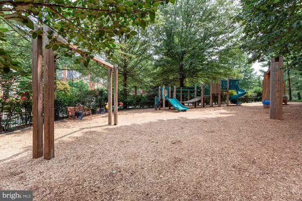 $8,000 | 3911 Ivy Terrace Court Northwest, Washington, DC 20007