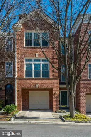 $8,000 | 3911 Ivy Terrace Court Northwest, Washington, DC 20007