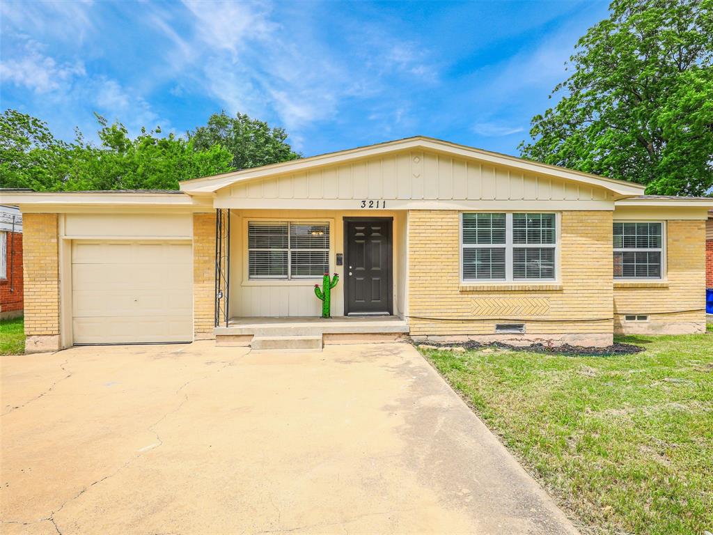 3211 Gus Thomasson Road Dallas, TX 75228 - Photo 3 of 23