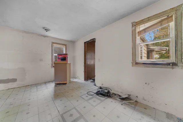 $85,000 | 528 Olive Court, Loves Park, IL 61111