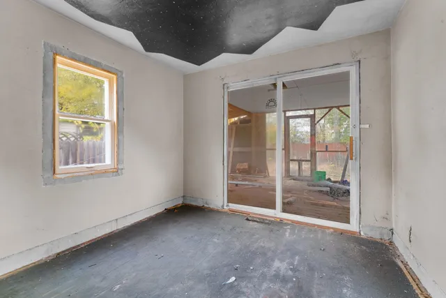 $85,000 | 528 Olive Court, Loves Park, IL 61111