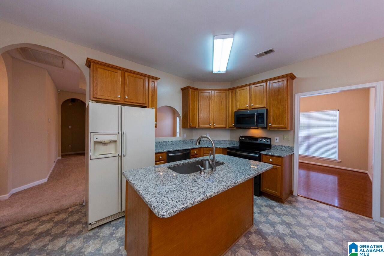 105 Spring Place Alabaster, AL 35007 - Photo 11 of 35