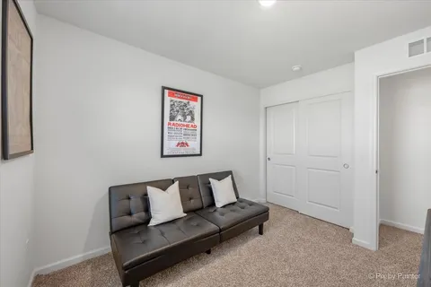 $417,900 | 2041 Sequoia Avenue, Mundelein, IL 60060