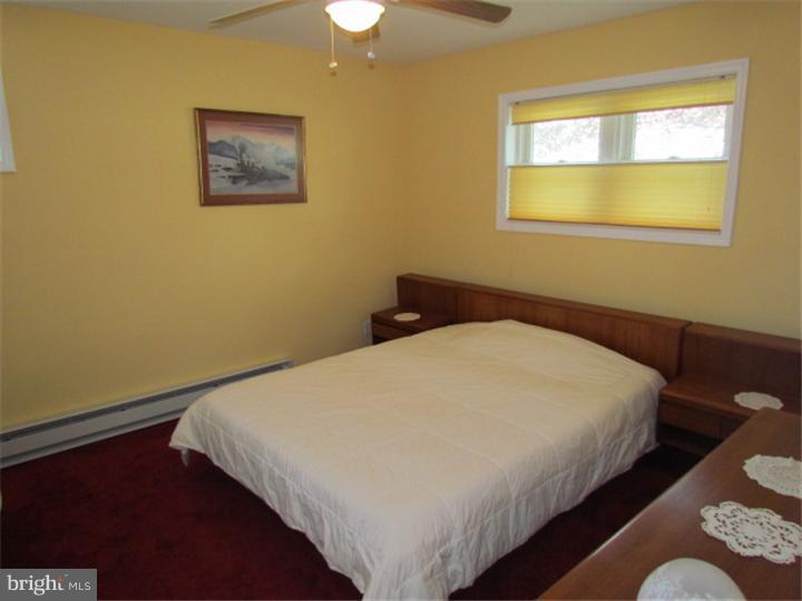 236 Brookside Road East Norriton, PA 19401 - Photo 8 of 16 Gallery Image 8