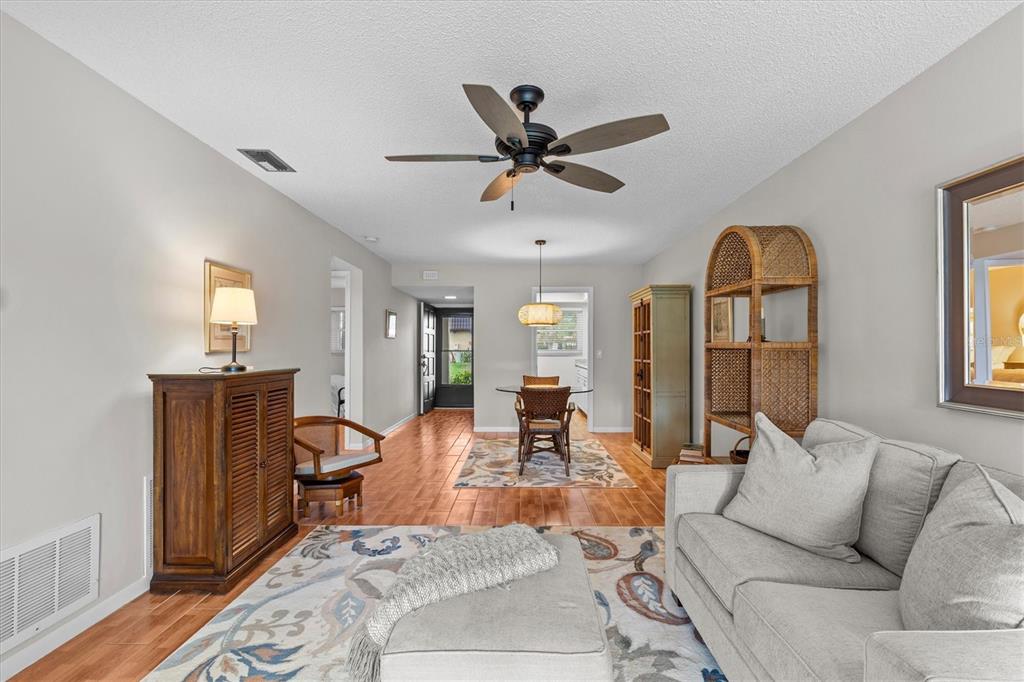 1701 Pinehurst Road, Unit 9G Dunedin, FL 34698 - Photo 7 of 38