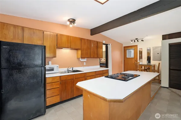 $648,000 | 14445 26th Avenue South, SeaTac, WA 98168