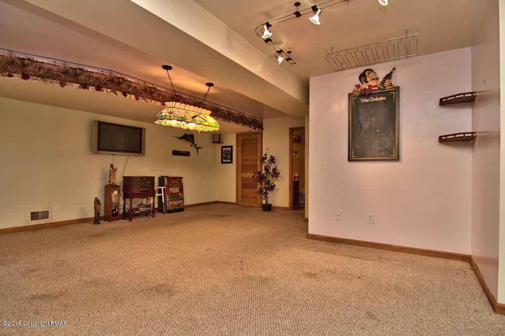 6340 Decker Road Bushkill, PA 18324 - Photo 54 of 65 Photo 46