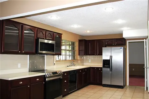 $235,000 | 3829 North Deerwood Drive, Harvey, LA 70058