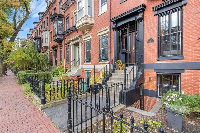 $1,899,000 | 43 Worcester Street, Unit 1, Boston, MA 02118