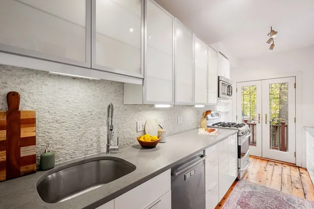 $1,899,000 | 43 Worcester Street, Unit 1, Boston, MA 02118
