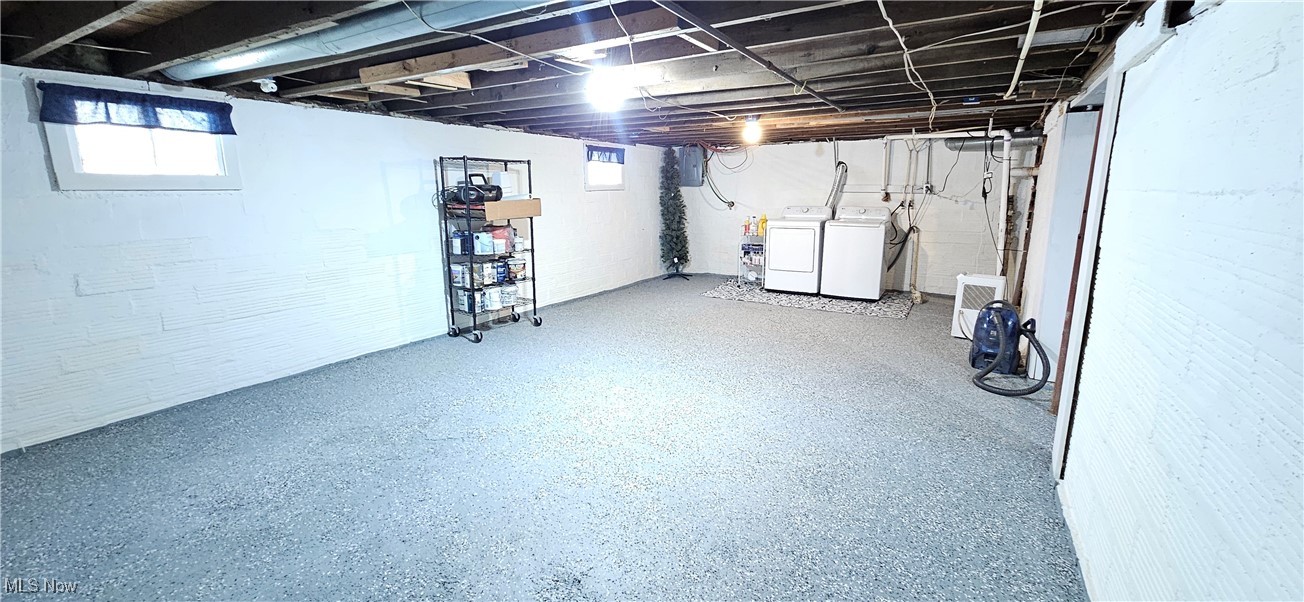 52 Salt Street Rittman, OH 44270 - Photo 25 of 34 Basement with washing machine and clothes dryer