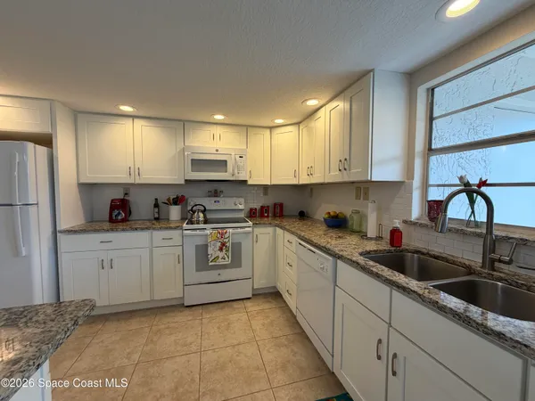 $1,950 | 436 Blue Jay Lane, Satellite Beach, FL 32937