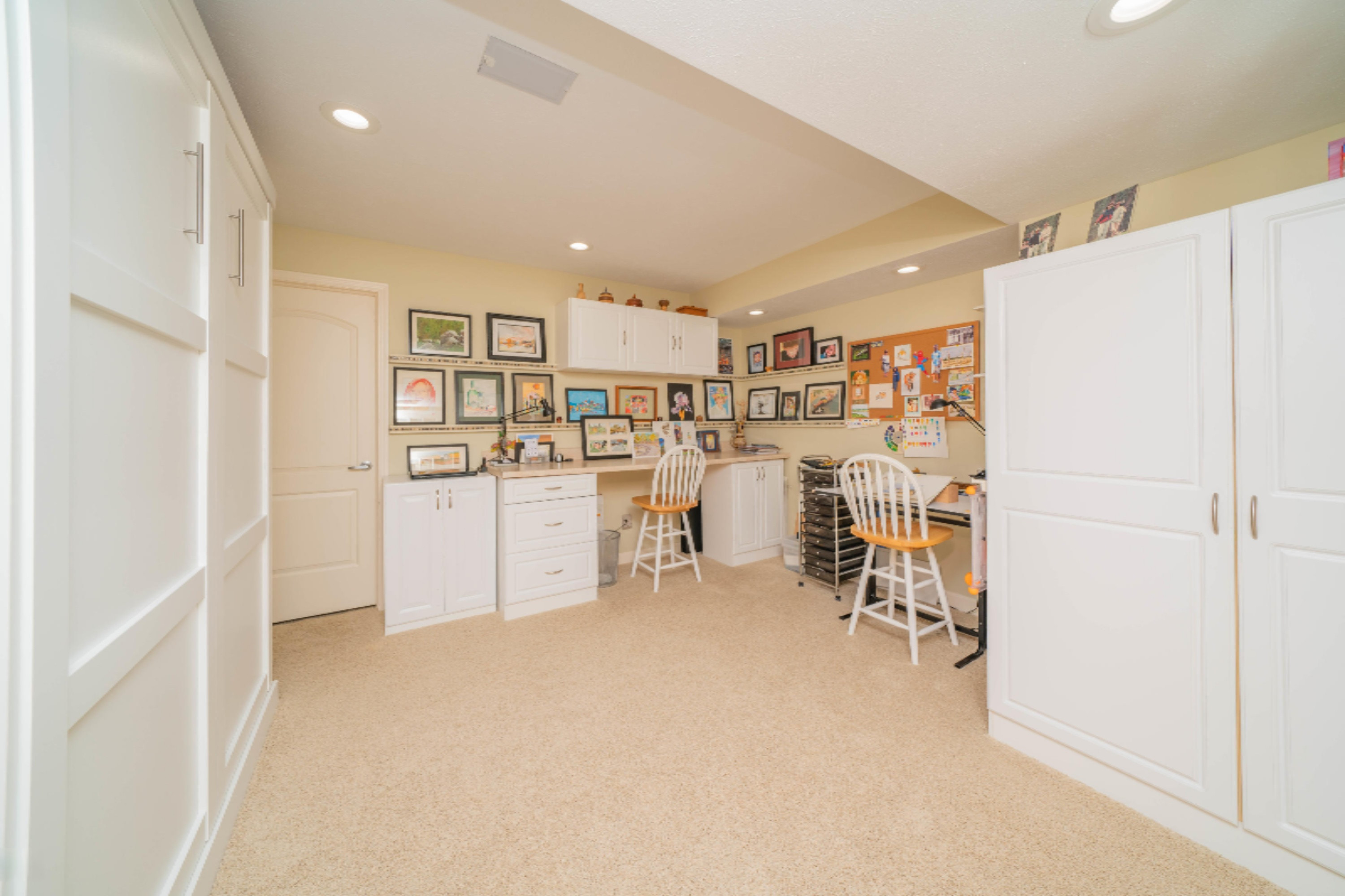 119 Round Hill Road Kalamazoo, MI 49009 - Photo 20 of 34 119_Round_Hill_Road_20