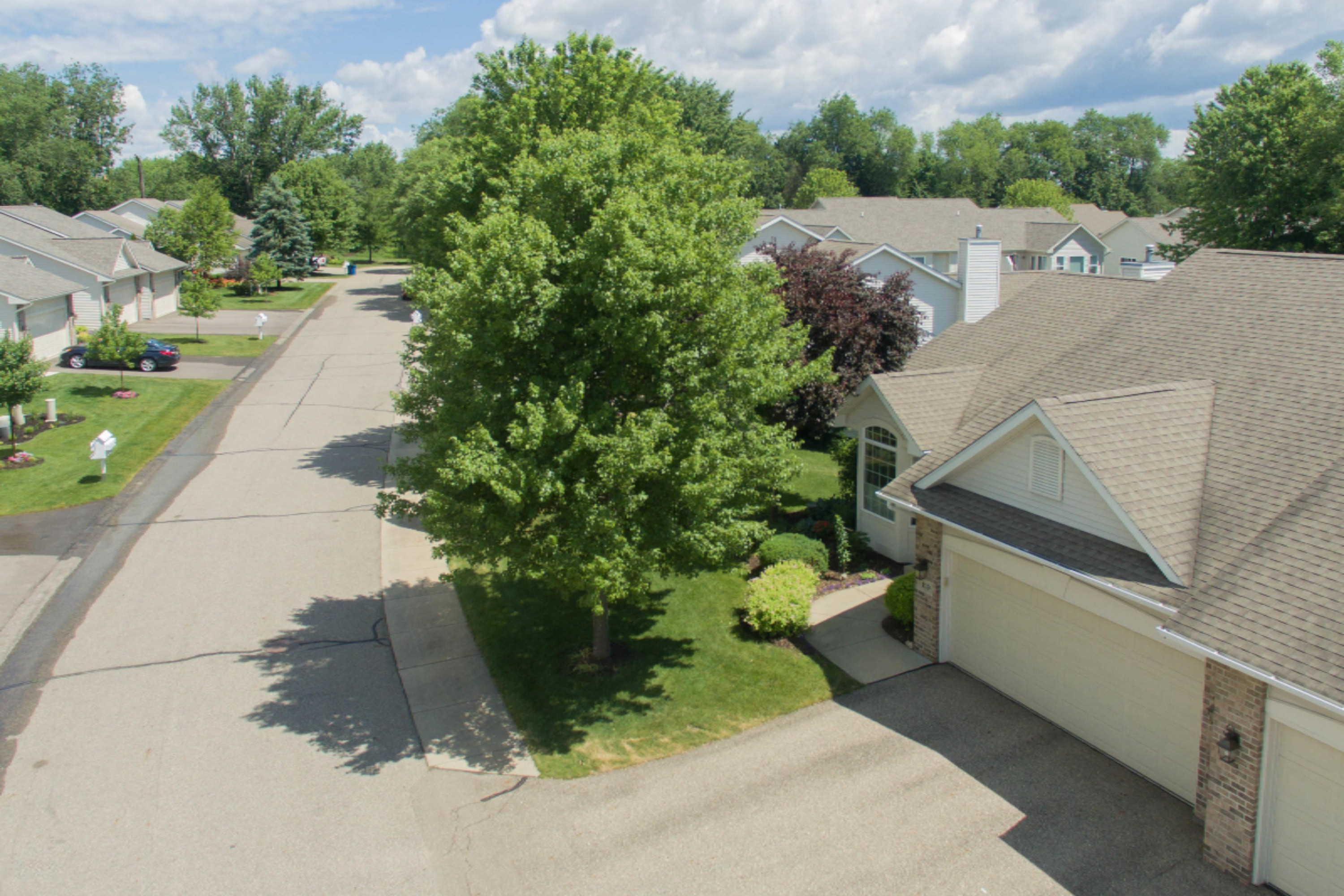 119 Round Hill Road Kalamazoo, MI 49009 - Photo 28 of 34 119_Round_Hill_Road_28