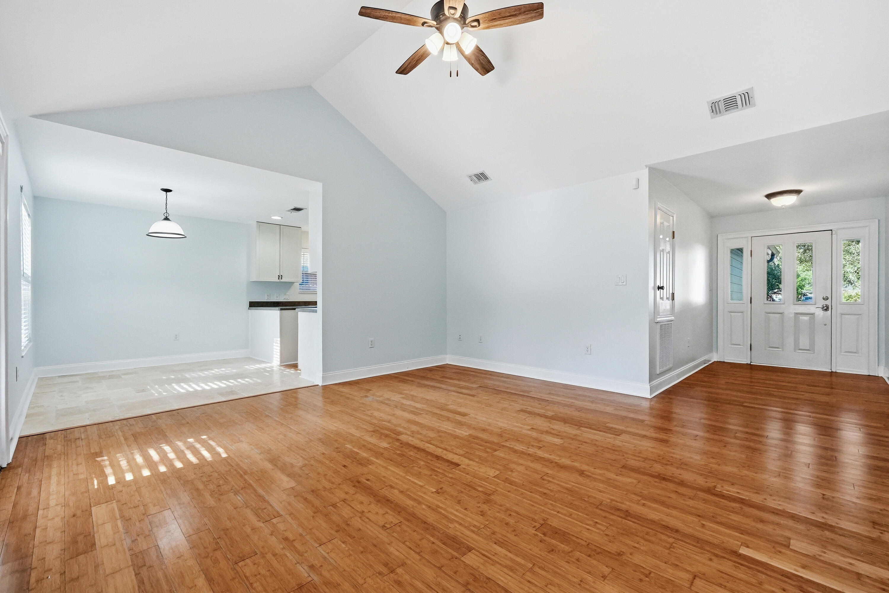 103 Point Comfort Road Mary Esther, FL 32569 - Photo 11 of 55 103 point comfort rd-16