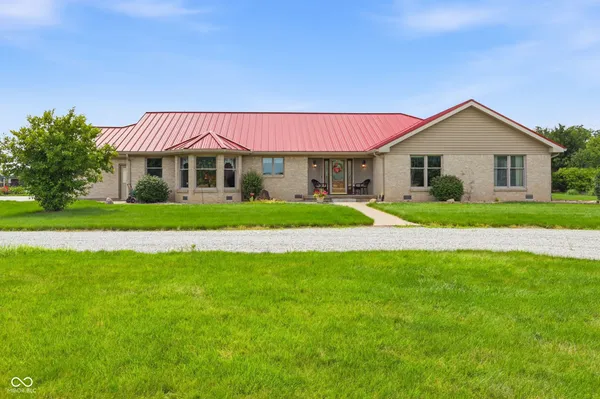 $619,900 | 1667 South 700 West, Anderson, IN 46011