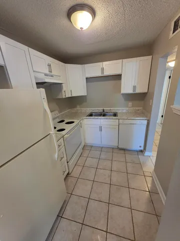 $1,350 | 126 Smith Street, Crestview, FL 32539