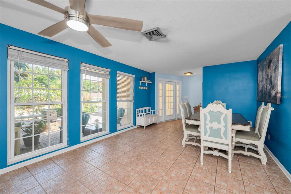 520 Sandy Hook Road Palm Harbor, FL 34683 - Photo 8 of 76