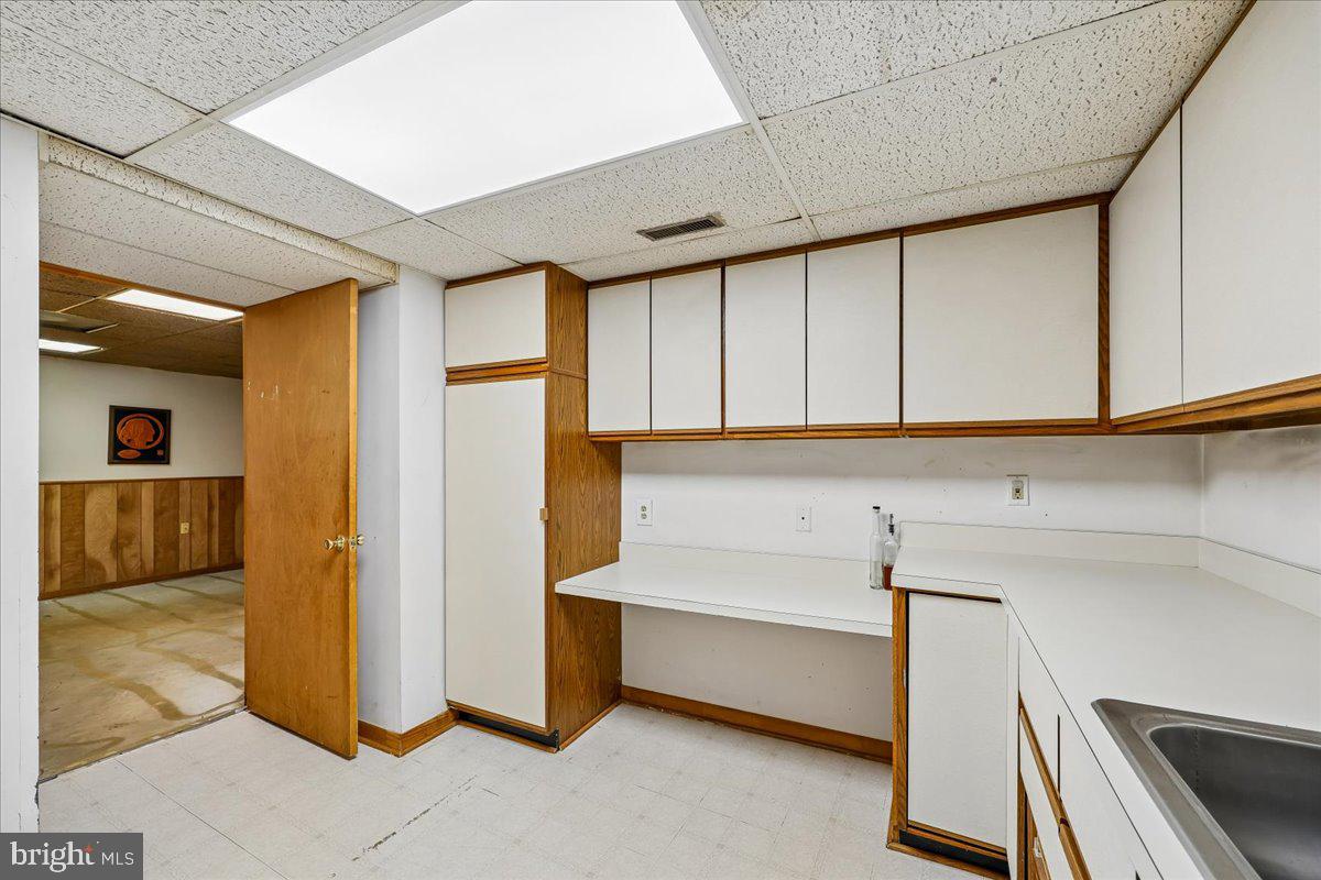 6648 Wind Ridge Road Mount Airy, MD 21771 - Photo 46 of 61