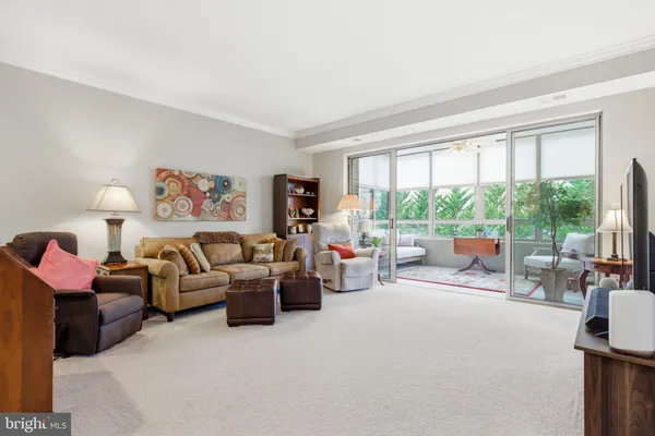 $395,000 | 19350 Magnolia Grove Square, Unit 403, Leesburg, VA 20176