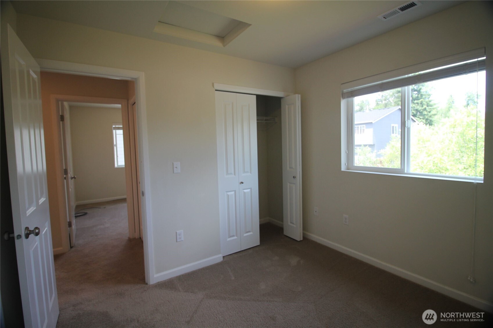 3721 202nd Pl S East Bothell, WA 98012 - Photo 16 of 23 an empty room that has a window