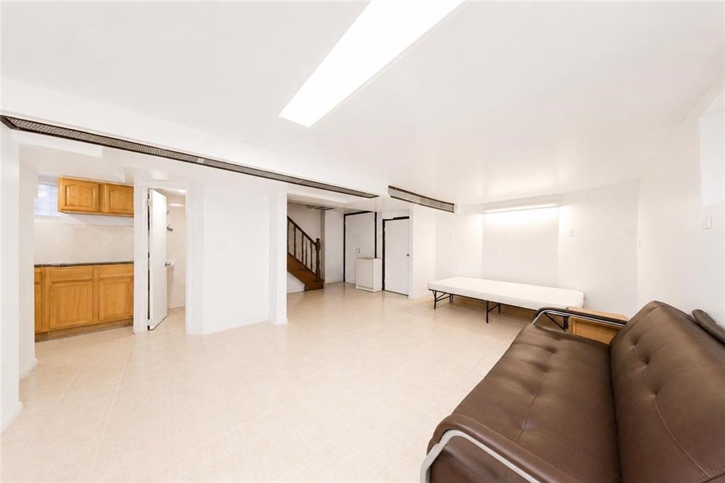 1344 Bay Ridge Parkway Brooklyn, NY 11228 - Photo 23 of 27