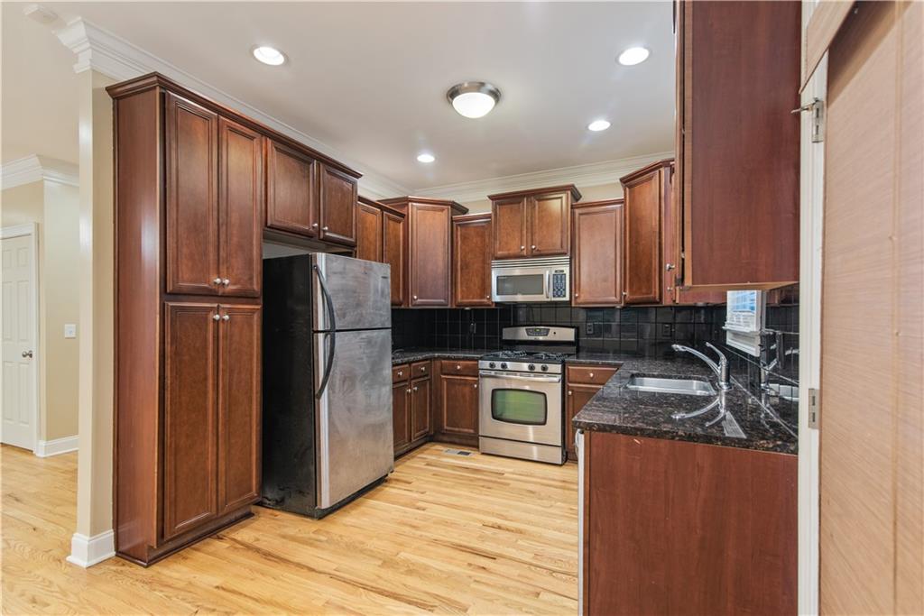 1199 Foster Place Northwest Atlanta, GA 30318 - Photo 8 of 18