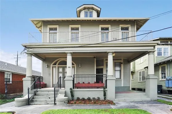 $1,750 | 3208 Palmyra Street, Unit A, New Orleans, LA 70119
